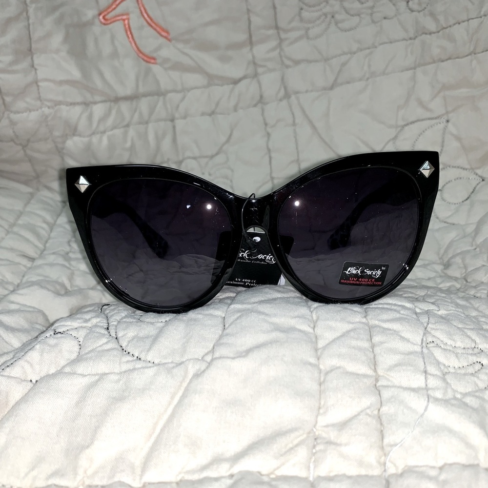 Black Society Cat-eye Sunglasses